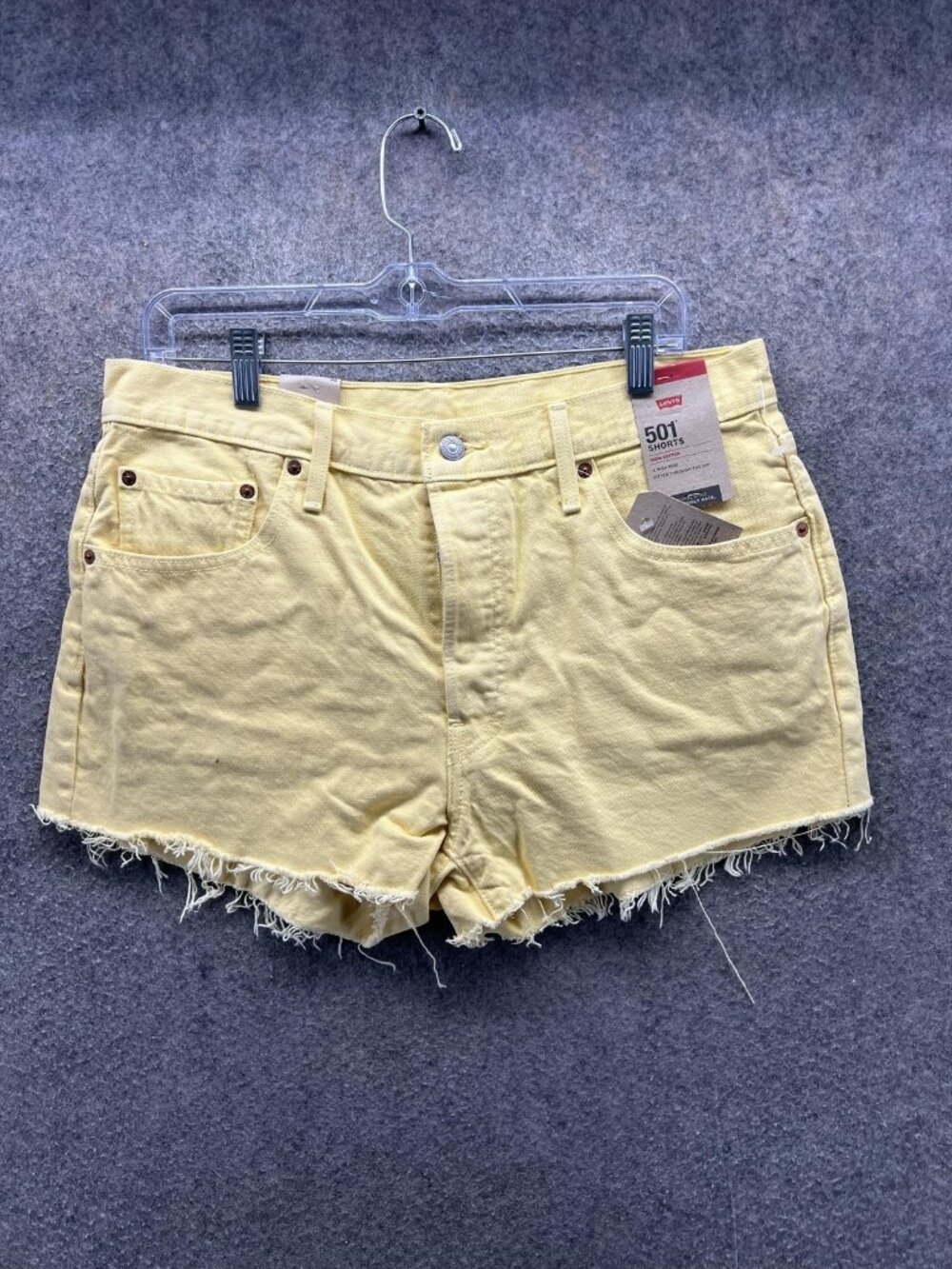 Levi's 501 Shorts Womens 32 Yellow Denim Cutoff Raw Hem 3 Inseam Casual NEW